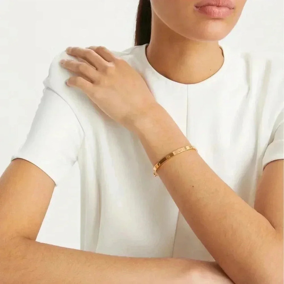 Tory Burch Classic Logo Hingle Bagle Size M - Picture 2 of 5